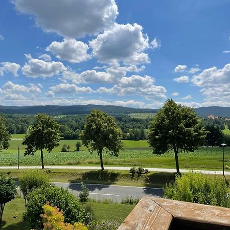 Ferienwohnungen Am Kirchberg Neualbenreuth Exterior foto